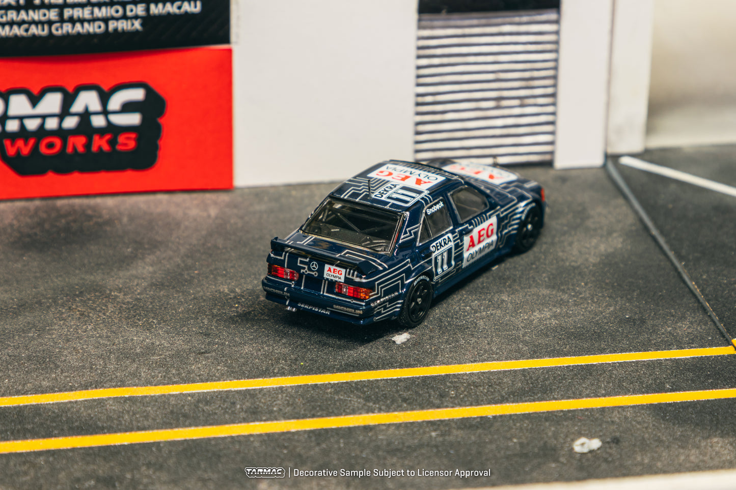 Tarmac Works 1/64 Mercedes-Benz 190 E 2.5-16 EVO 1 DTM 1989 Dany Snobeck - GLOBAL64