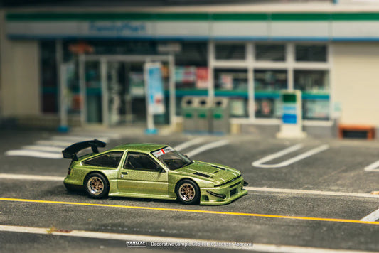 Tarmac Works 1/64 Toyota Sprinter Trueno AE86 Widebody Green - Designed by Jon Sibal - GLOBAL64