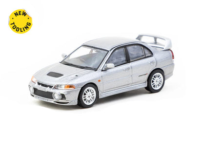 Tarmac Works 1/64 Mitsubishi Lancer GSR Evolution IV Silver with Tarmac Cards - GLOBAL64