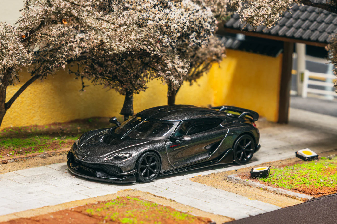 Tarmac Works 1/64 Koenigsegg Gemera Grey - Tarmac Works GLOBAL64