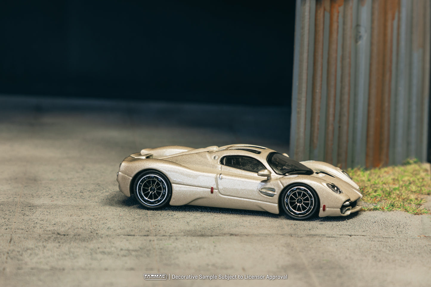 Tarmac Works 1/64 Pagani Utopia Rinascimento - GLOBAL64