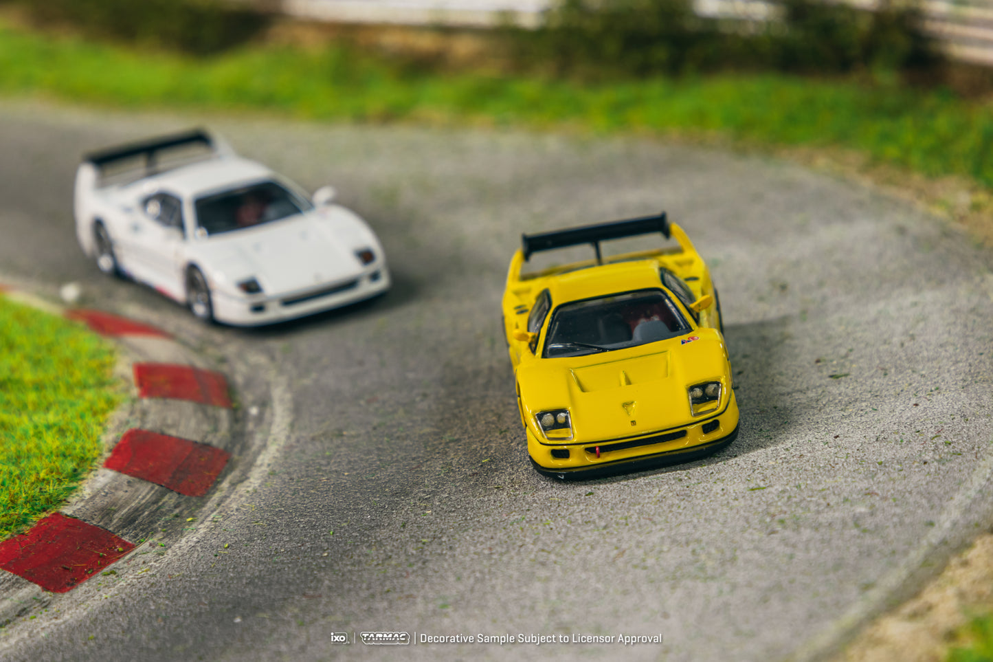 Tarmac Works X iXO Models 1/64 Ferrari F40 LM Yellow - HOBBY64