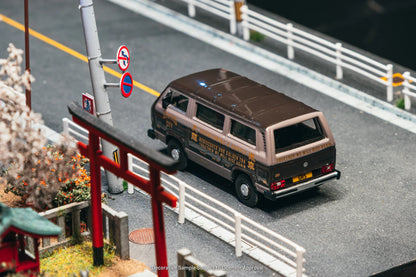 Tarmac Works 1/64 Volkswagen T3 Van GRS - Schuco x Tarmac Works COLLAB64
