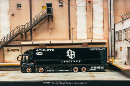 Tarmac Works 1/64 Mitsubishi Fuso Super Great LB-TRUCKS Black - TRUCK64