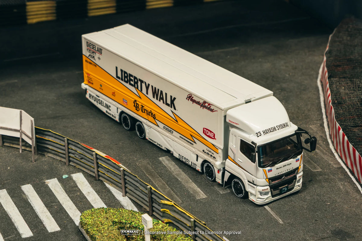 Tarmac Works 1/64 Mitsubishi Fuso Super Great LB-TRUCKS - Tarmac Works TRUCK64