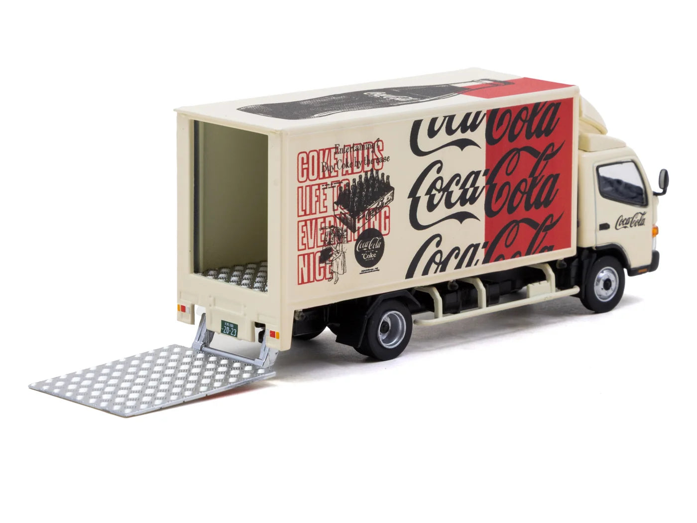 Tarmac Works 1/64 Mitsubishi Fuso Canter - Coca-Cola Box Truck - Tarmac Works TRUCK64
