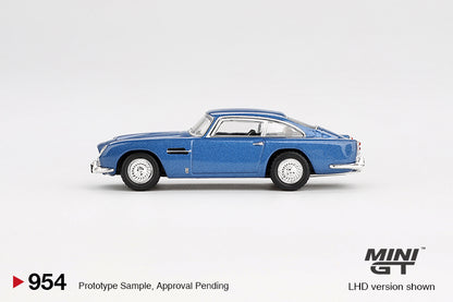 Mini GT 1:64 Aston Martin DB5 Sierra Blue (MGT00954-CH)