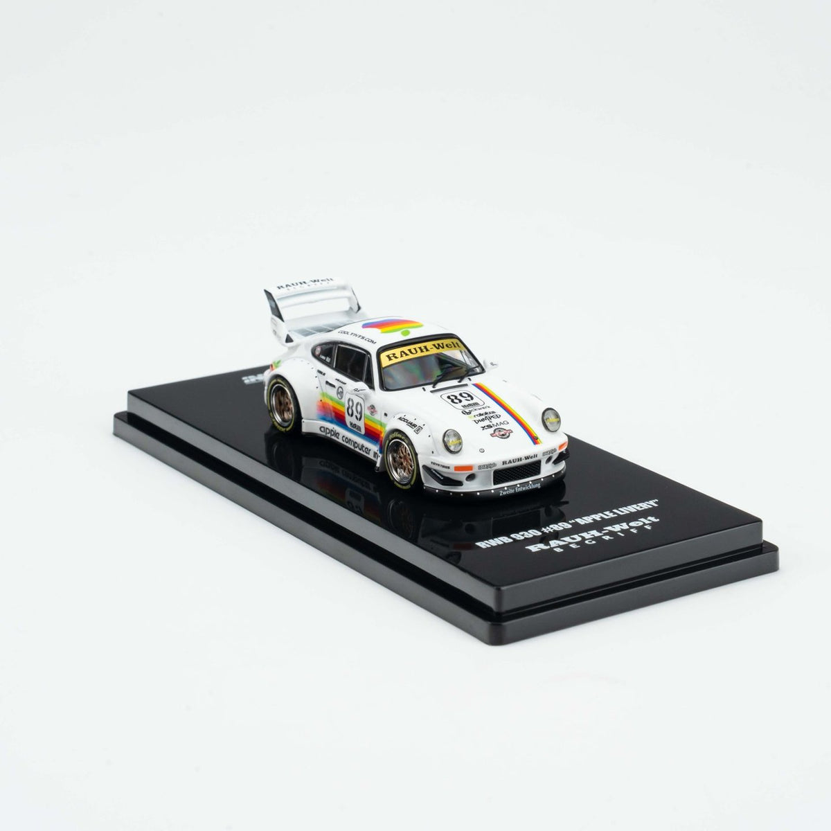INNO64 1:64 RWB 930 #89 Apple Livery (IN64-RWB930-APPLE)