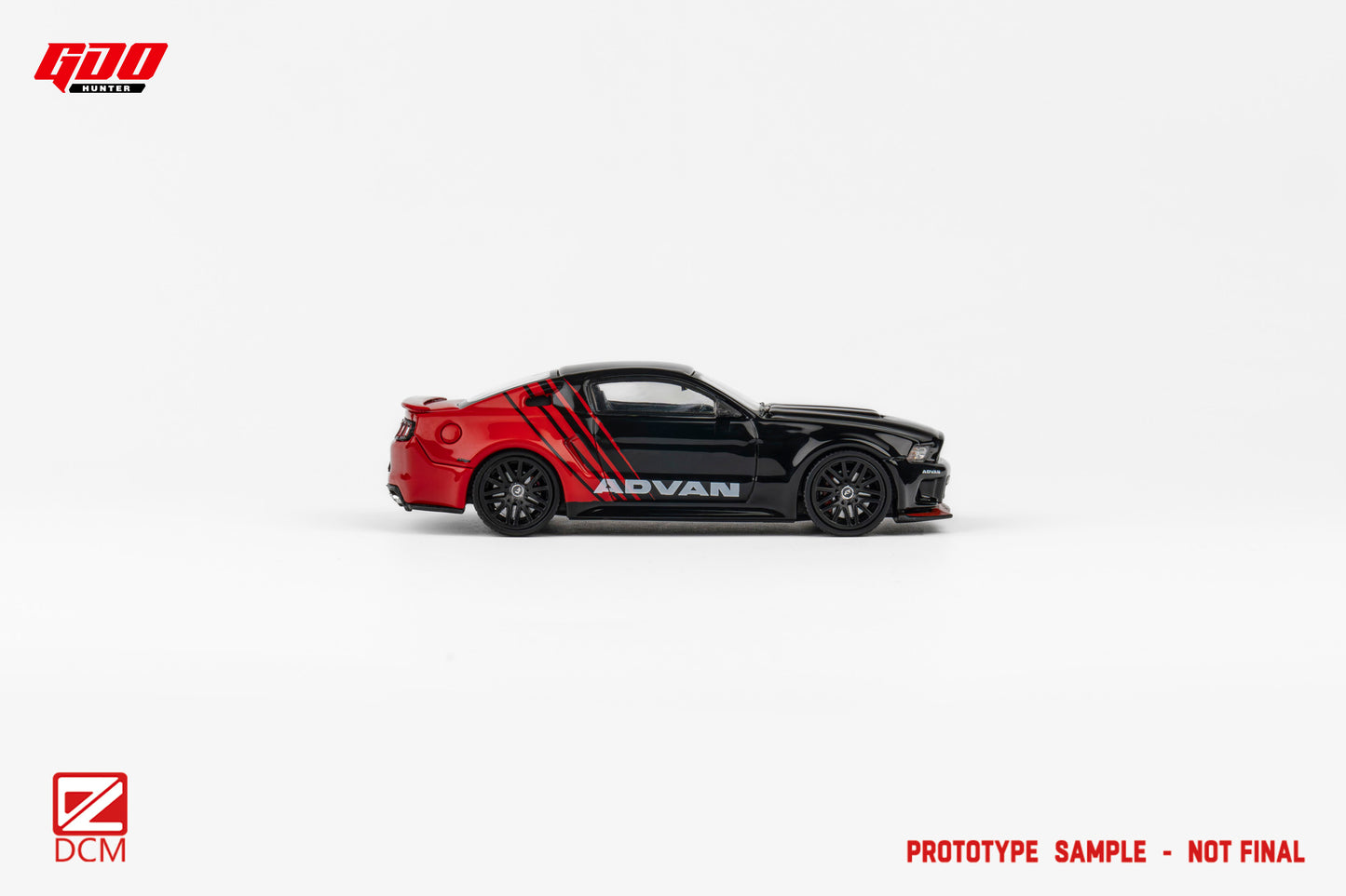GDO X DCM 1:64 Ford Mustang GT MK5 2014 ADVAN Edition