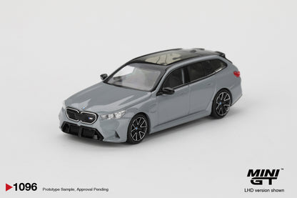 Mini GT 1:64 BMW M5 Touring Brooklyn Grey Metallic (MGT01096-CH)