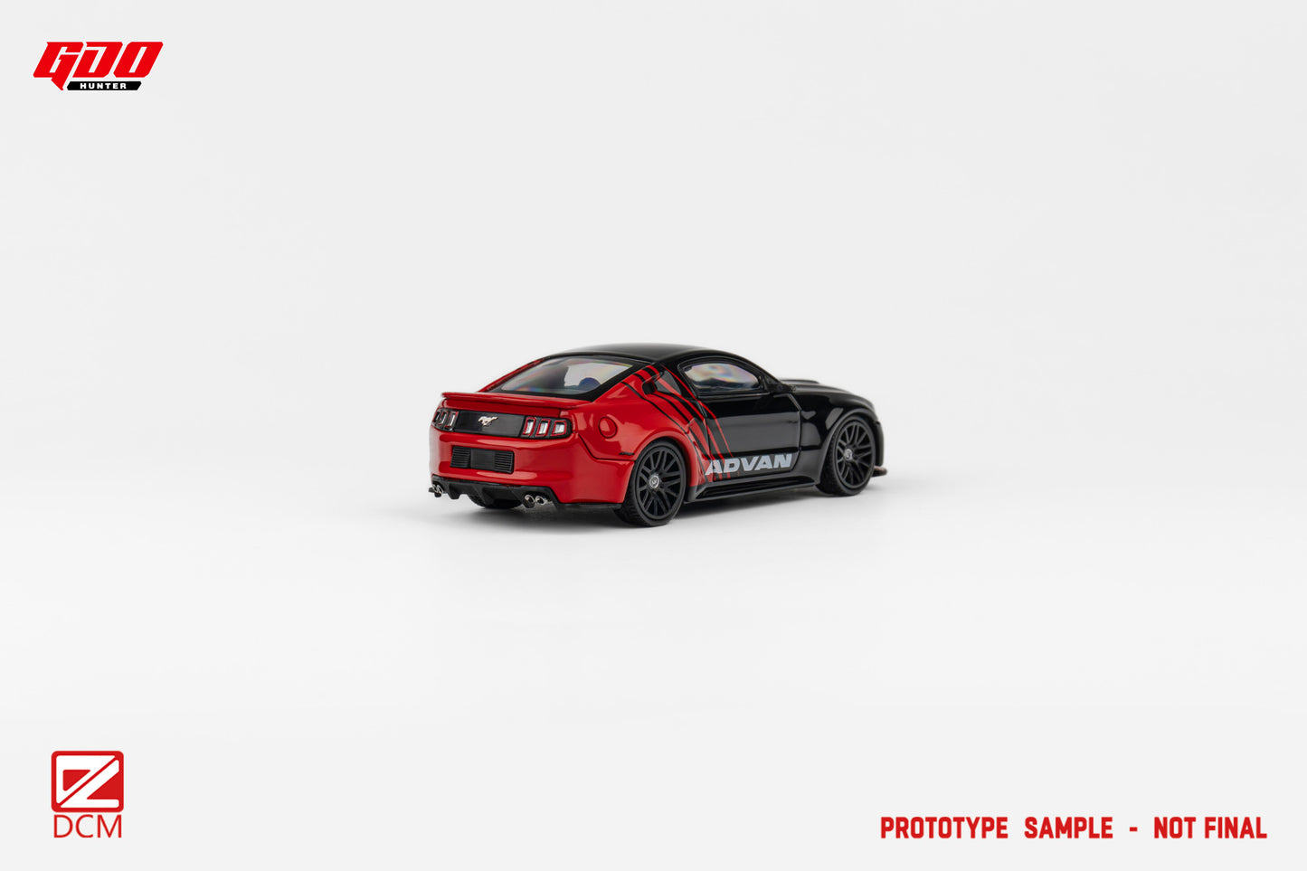 GDO X DCM 1:64 Ford Mustang GT MK5 2014 ADVAN Edition