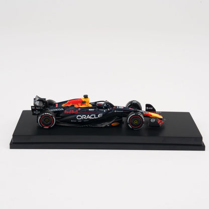 MINICHAMPS 1:64 ORACLE RED BULL RACING RB21 - MAX VERSTAPPEN - WINNER EMILIA-ROMAGNA GP 2025  With FIGURINE, 2X PITBOARD AND POSITION BOARD