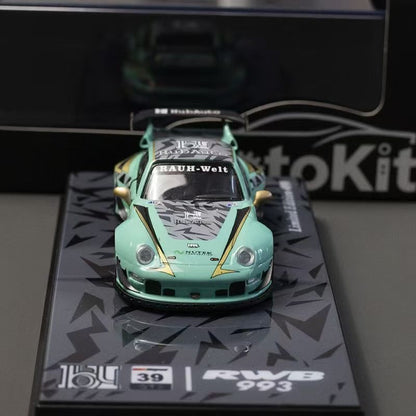 Motokit 1:64 RWB 993 #23 Hub Auto Green Livery