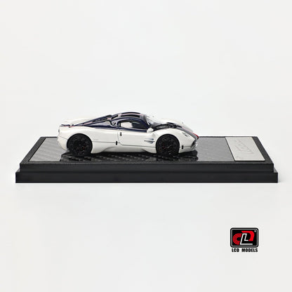 LCD 1:64 Pagani Utopia White Blue Carbon Official Licensed