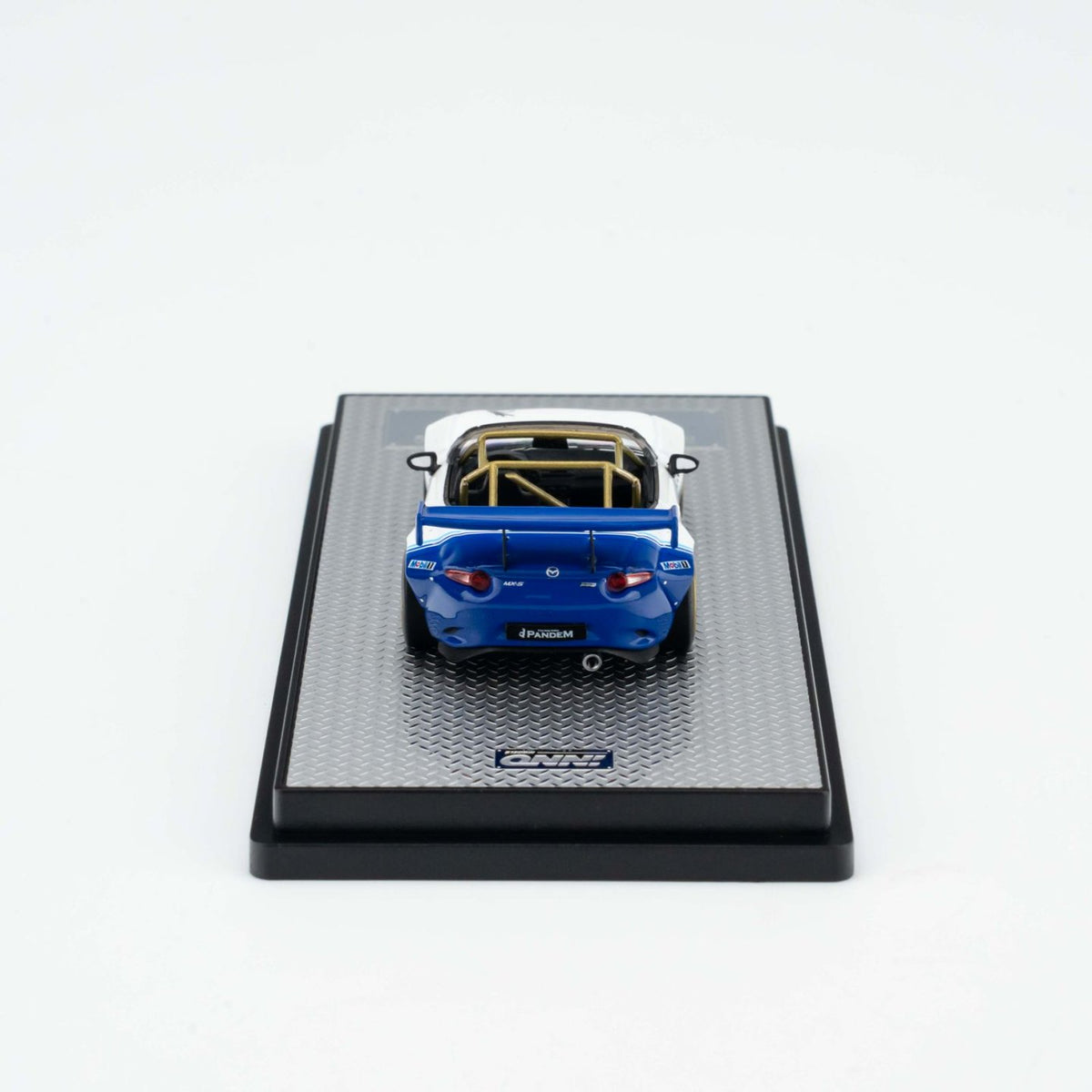 INNO64 1:64 MAZDA MX-5 ND Miata PANDAEM ROCKET BUNNY V1.0 (IN64-MX5P-ND-01)
