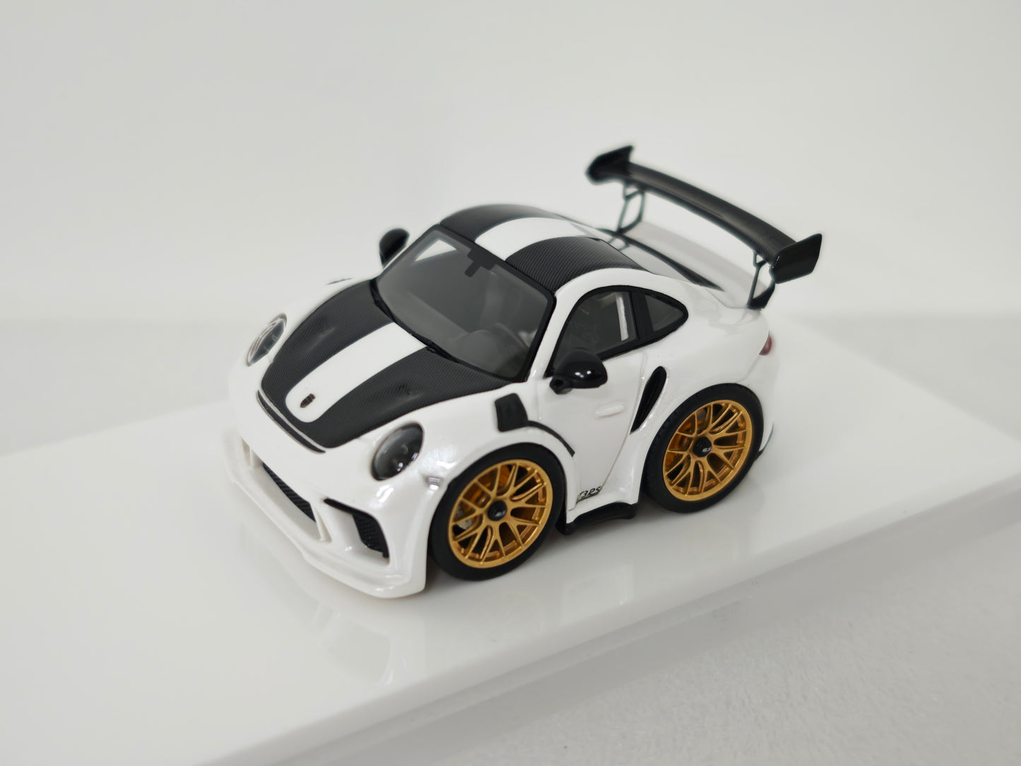 [Premium Resin Model] YM Model X MiniCrafisman 1:64 Porsche 992 GT3 RS White with Black Stripes Cute Egg Car (Full Interiors Rolling Cage Metal Exhausts Glossy Paint) Limited to 150 Pieces (Copy)