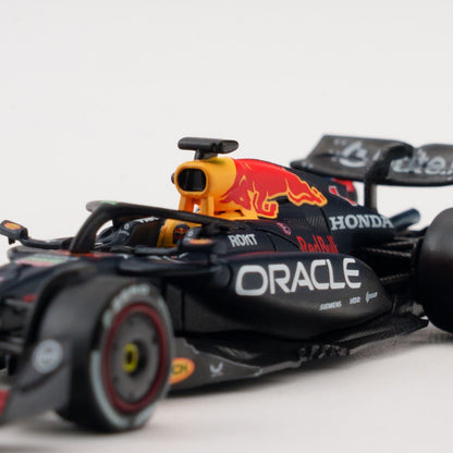 MINICHAMPS 1:64 ORACLE RED BULL RACING RB21 - MAX VERSTAPPEN - WINNER EMILIA-ROMAGNA GP 2025  With FIGURINE, 2X PITBOARD AND POSITION BOARD