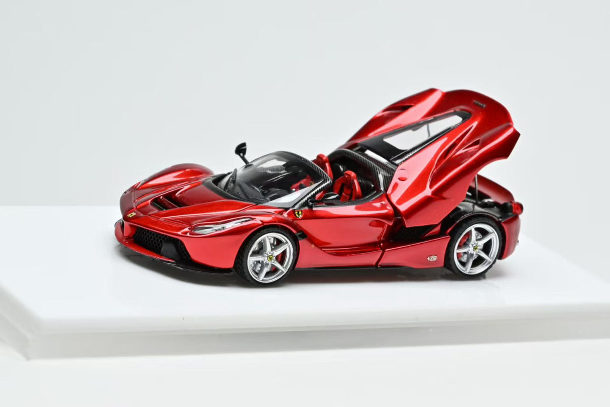 Street Buster 1:64 LaFerrari F150 Aperta Soft Top Rosso Maranello Metallic Red Openable Rear Hood Detailed Engine