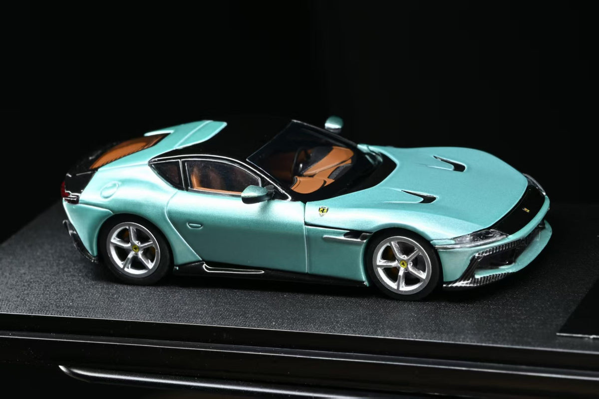 7CM Model 1:64 12Cilindri Hard Top Coupe Celeste Trevi Green Openable Front Good Detailed Engine