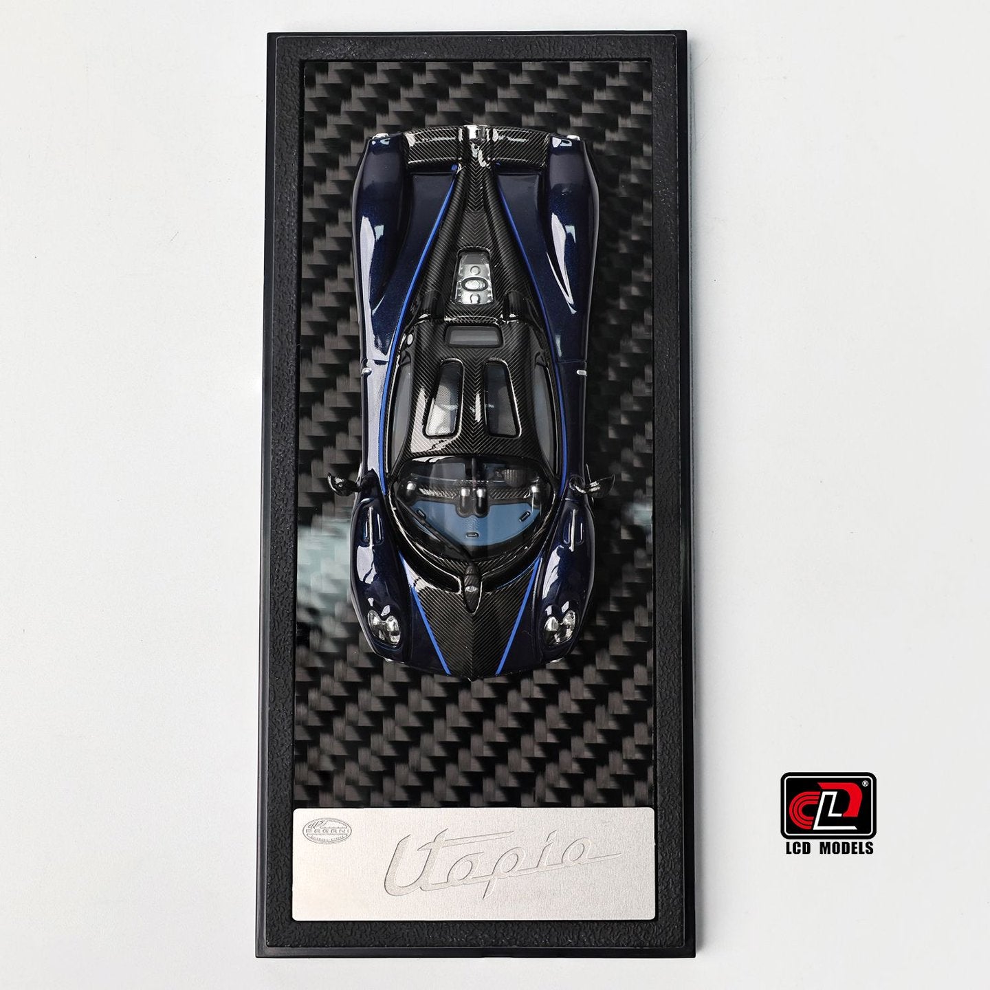 LCD 1:64 Pagani Utopia Blue Black Carbon Official Licensed
