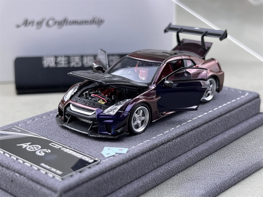 AOC 1:64 Nissan GT-R R35 Chameleon Changing Colours Hobby Expo China 2026 Limited Edition (Openable All Doors and Hoods with Detailed Engine and Decal Stickers)