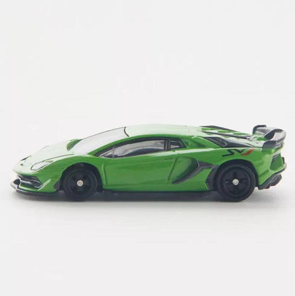 Tomica 1:68 Lamborghini Aventador SVJ Green with Car Suspension No.70
