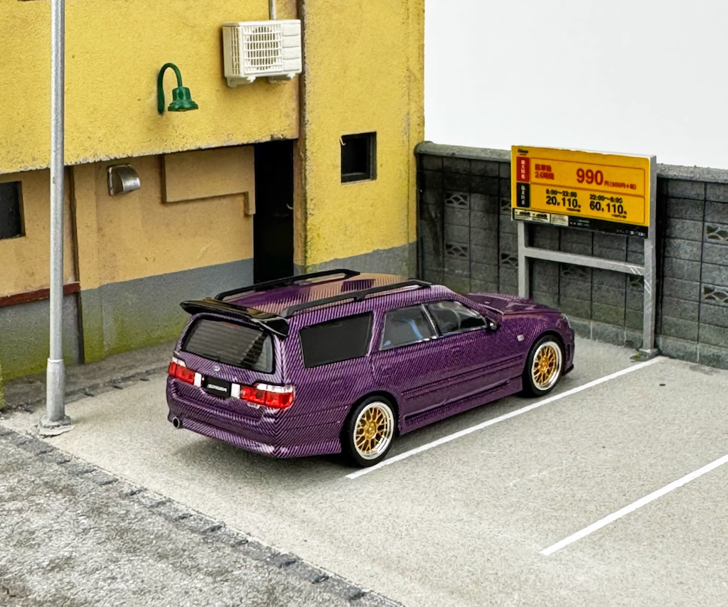 Zoom 1/64 Nissan Stagea Skyline GT-R R34 WC34 260RS Wagon Open Engine Bonnet- Full Carbon Purple