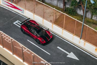 Tarmac Works 1/64 Pagani Zonda Cinque Rosso Dubai - GLOBAL64