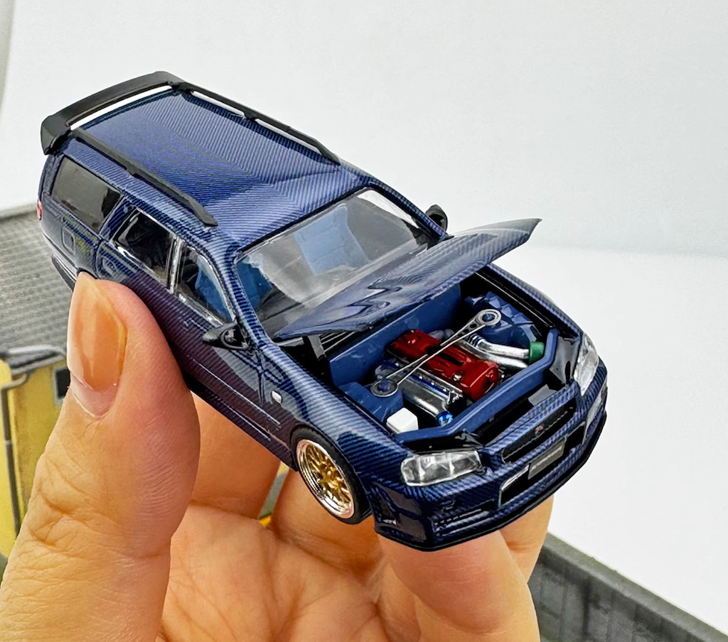 Zoom 1/64 Nissan Stagea Skyline GT-R R34 WC34 260RS Wagon