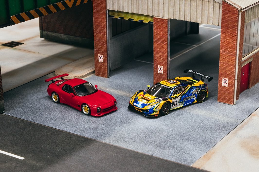 Tarmac Works 1/64 Ferrari 488 GT3 Blancpain GT Series 2018 #39- HKACG 2022 Special Edition- HOBBY64