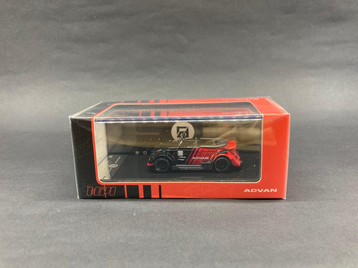 Inspire Model 1/64 Volkswagen Beetle RWB Robert Design Advan Ltd Edition- Riverside Show 2021 (RD6405)
