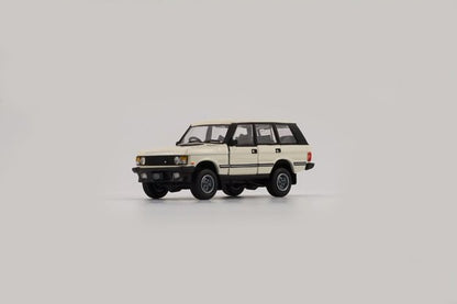 BM Creations 1/64 Land Rover 1992 Range Rover Classic LSE w/ Extra Wheels-White (RHD)