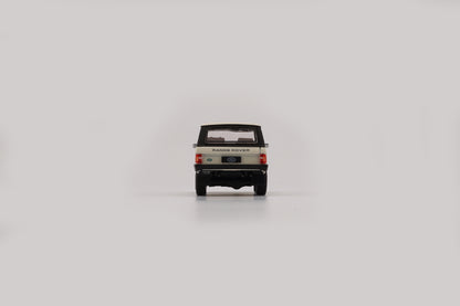 BM Creations 1/64 Land Rover 1992 Range Rover Classic LSE w/ Extra Wheels-White (RHD)