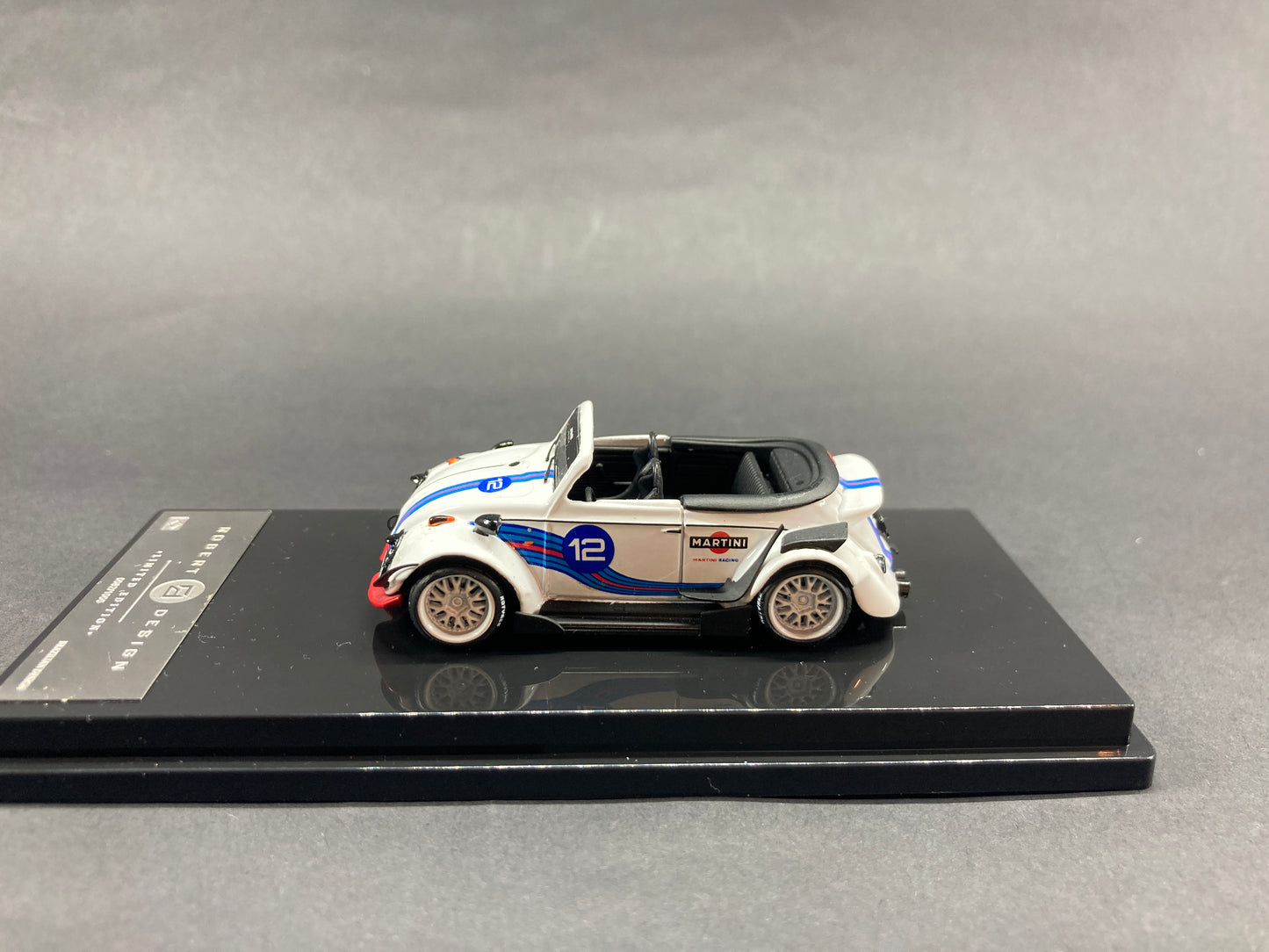 Inspire Model 1/64 Volkswagen Beetle RWB Robert Design Martini Ltd Edition- Riverside Show 2021 (RD6408)