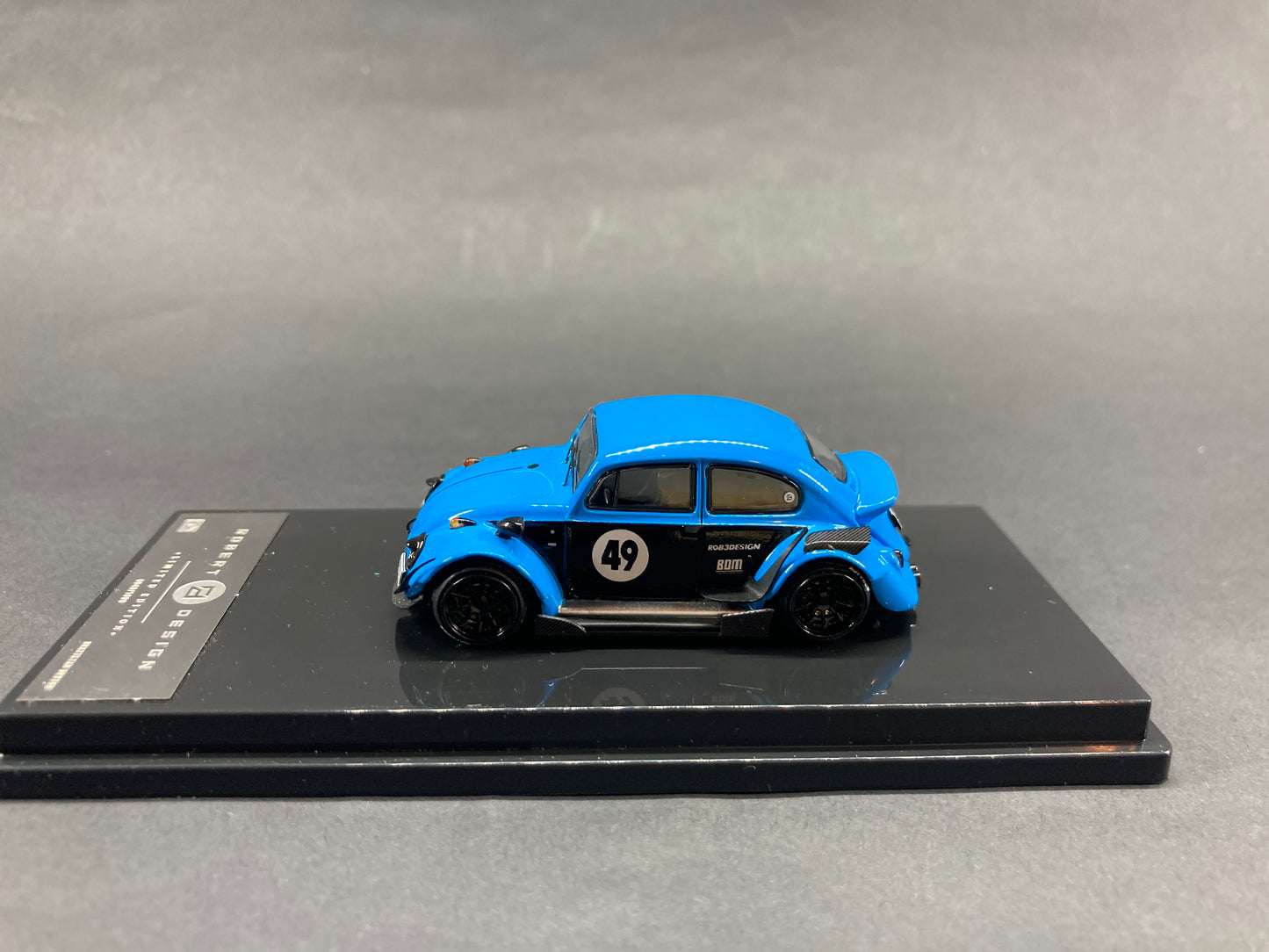 Inspire Model 1/64 Volkswagen Beetle RWB Robert Design Label Series-Blue (LB640008C)