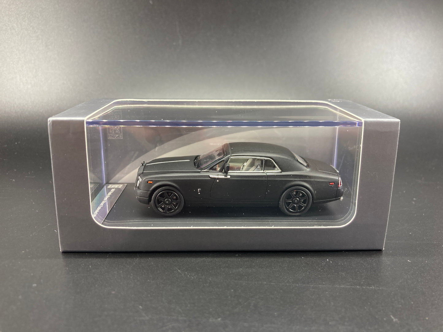 [Discount due to Wrong Packaging] Rolls-Royce Phantom Matt Black 1/64 Scale Diecast Model Car