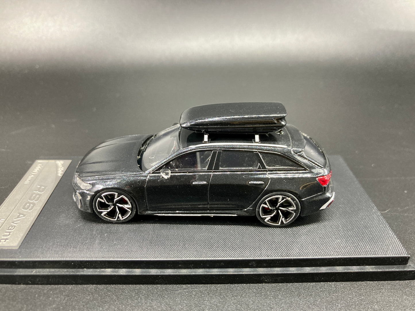 [Premium Resin Model] Stance Hunters 1/64 Audi RS6 Avant with Removable Roof Box -Black