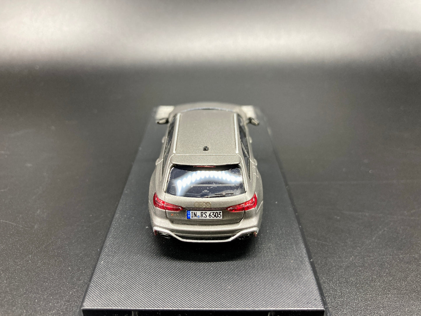 [Premium Resin Model] Stance Hunters 1/64 Audi RS6 Avant with Removable Roof Box - Matt Grey