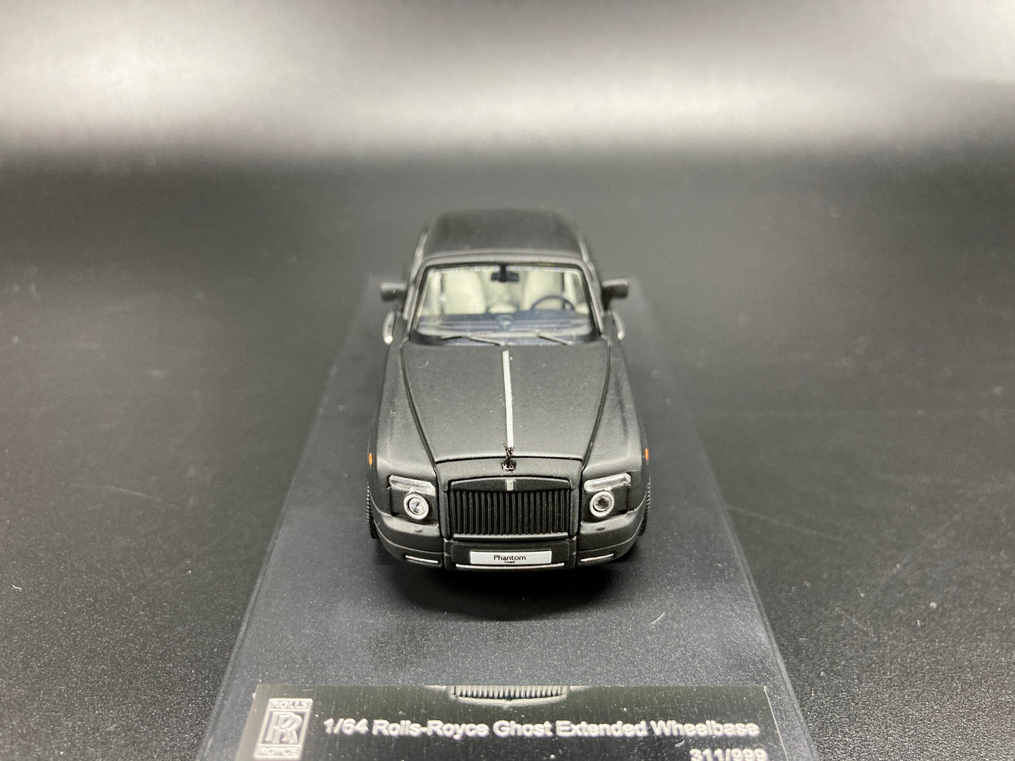 [Discount due to Wrong Packaging] Rolls-Royce Phantom Matt Black 1/64 Scale Diecast Model Car
