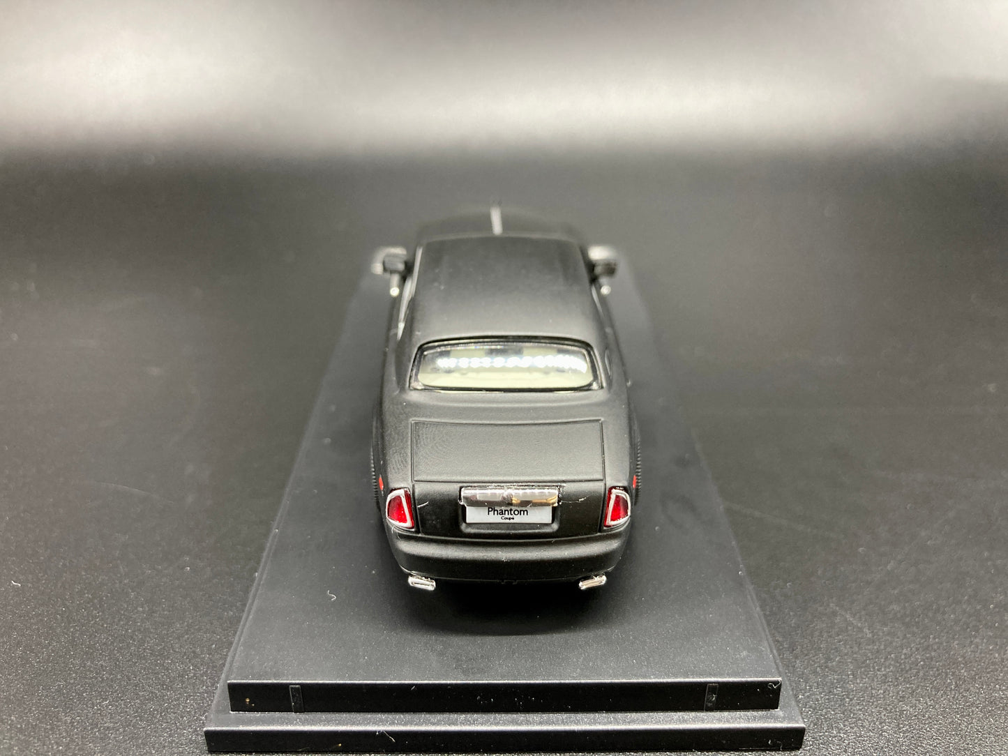 [Discount due to Wrong Packaging] Rolls-Royce Phantom Matt Black 1/64 Scale Diecast Model Car