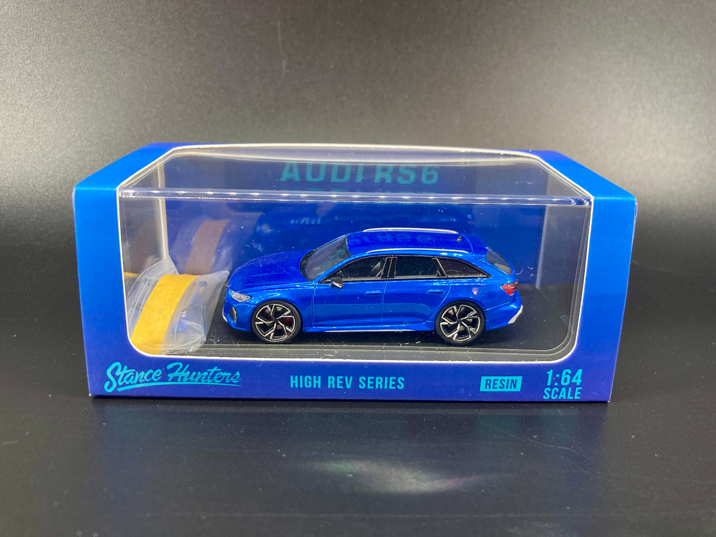 [Premium Resin Model] Stance Hunters 1/64 Audi RS6 Avant with Removable Roof Box - Blue