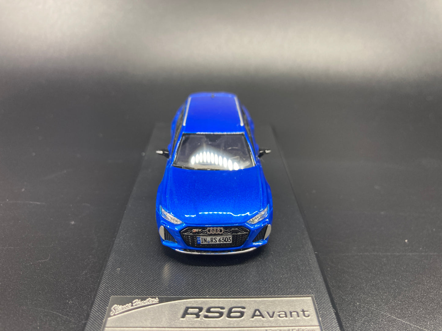 [Premium Resin Model] Stance Hunters 1/64 Audi RS6 Avant with Removable Roof Box - Blue