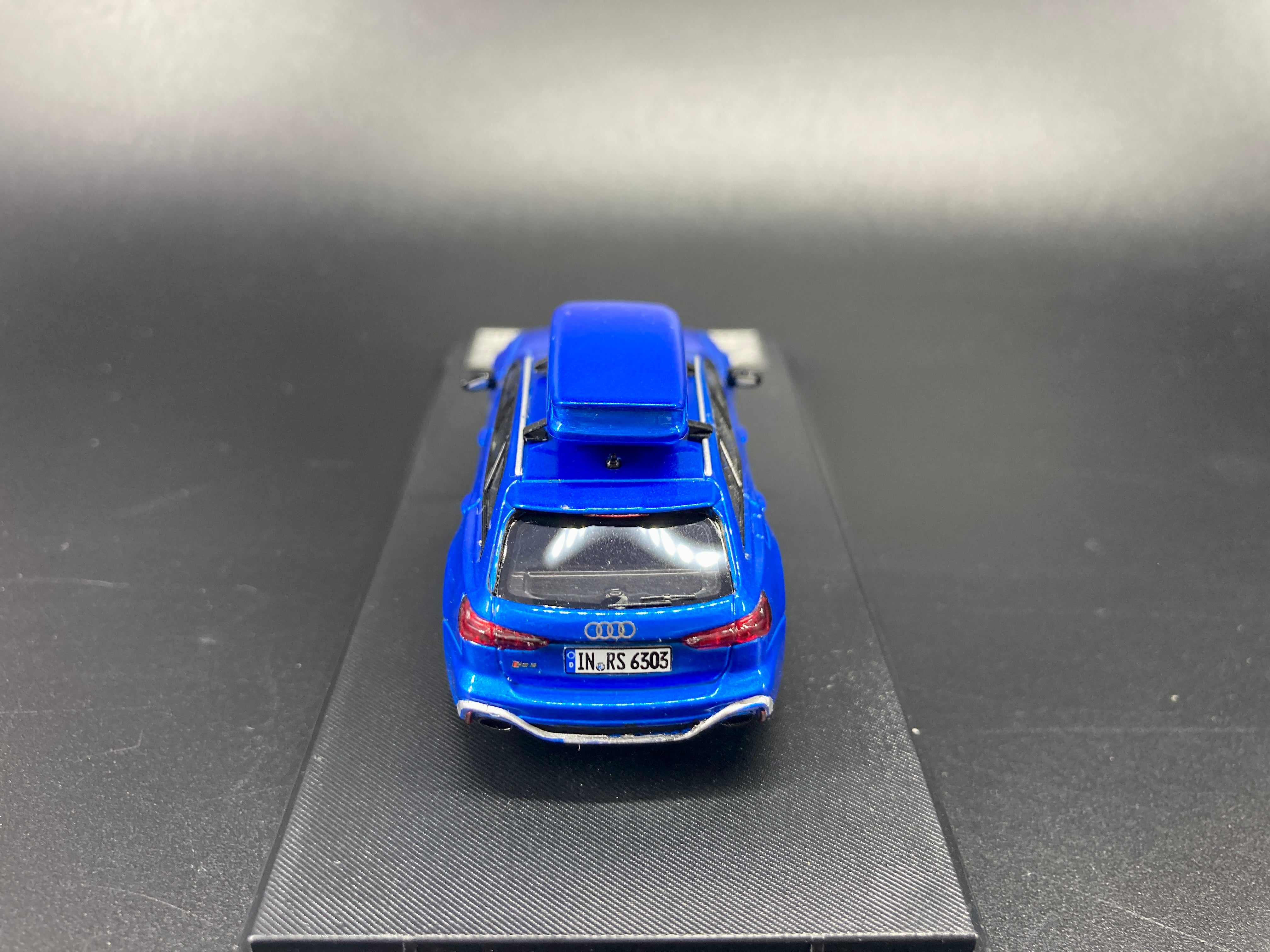 Premium Resin Model] Stance Hunters 1/64 Audi RS6 Avant with