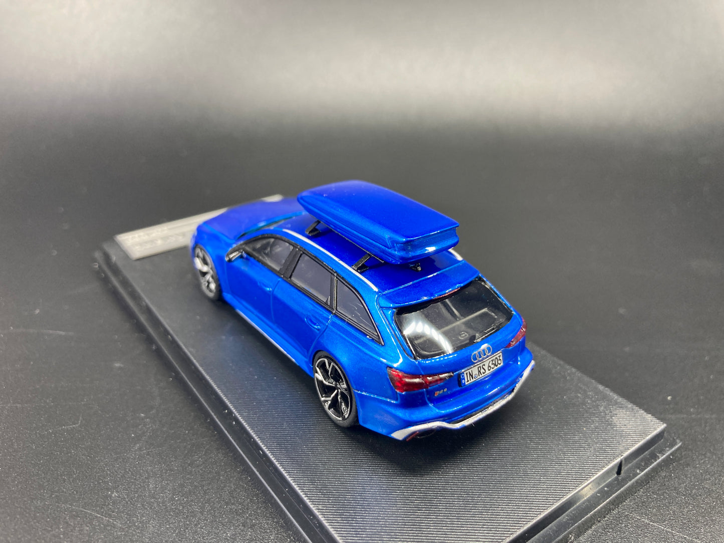 [Premium Resin Model] Stance Hunters 1/64 Audi RS6 Avant with Removable Roof Box - Blue