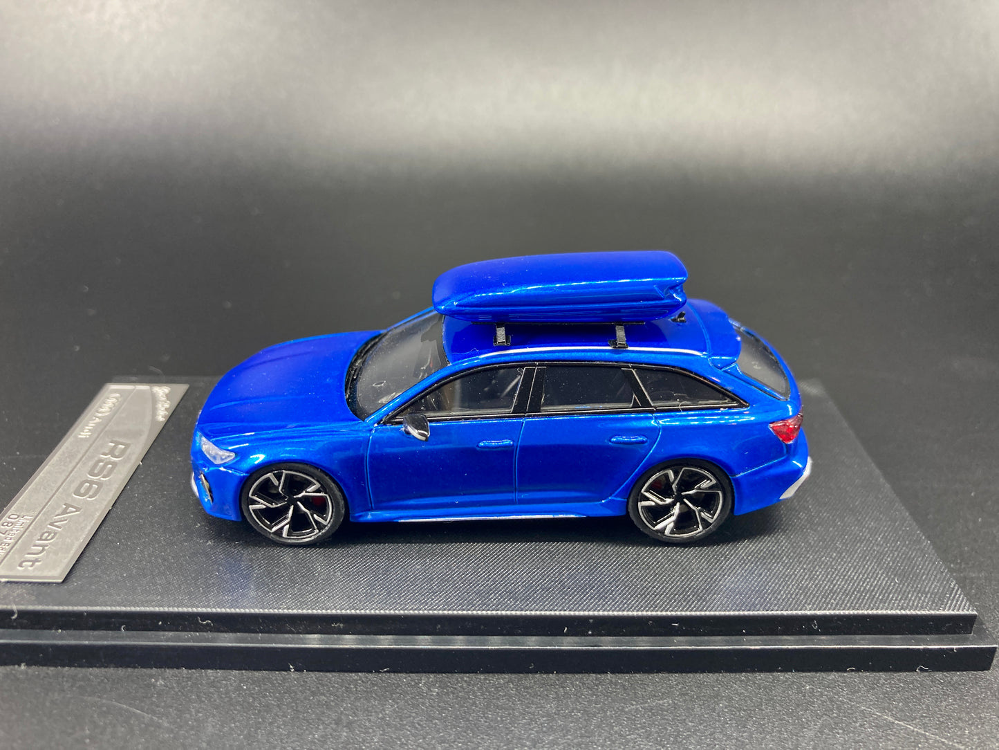 [Premium Resin Model] Stance Hunters 1/64 Audi RS6 Avant with Removable Roof Box - Blue