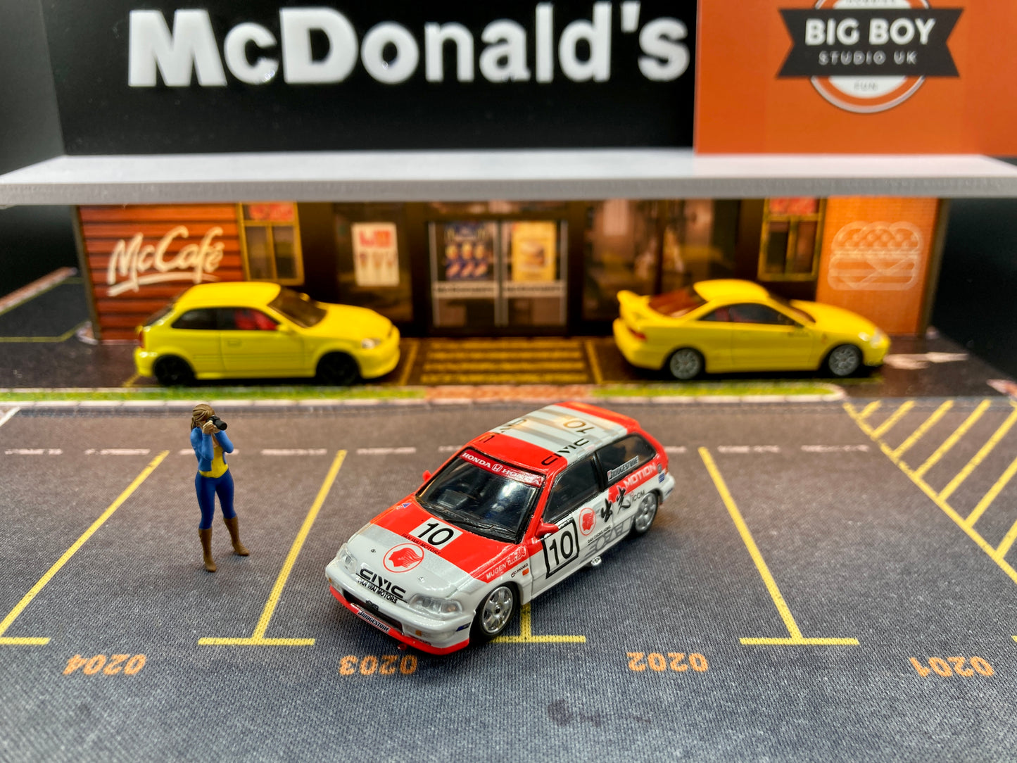 INNO64 1/64 Honda Civic EF9 #10 Idemitsu Motion Macau 1990 Diecast Model Car