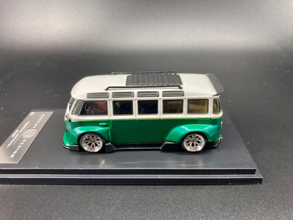 Inspire Model 1/64 Volkswagen Kombi Camper Van Robert Design-Model D(VW-840008D)