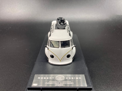 Inspire Model 1/64 Volkswagen Kombi Camper Van Robert Design-Model I(VW-840008I)