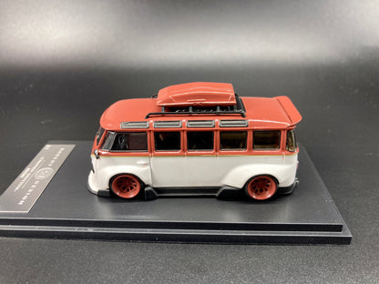Inspire Model 1/64 Volkswagen Kombi Camper Van Robert Design-Model K(VW-840008K)