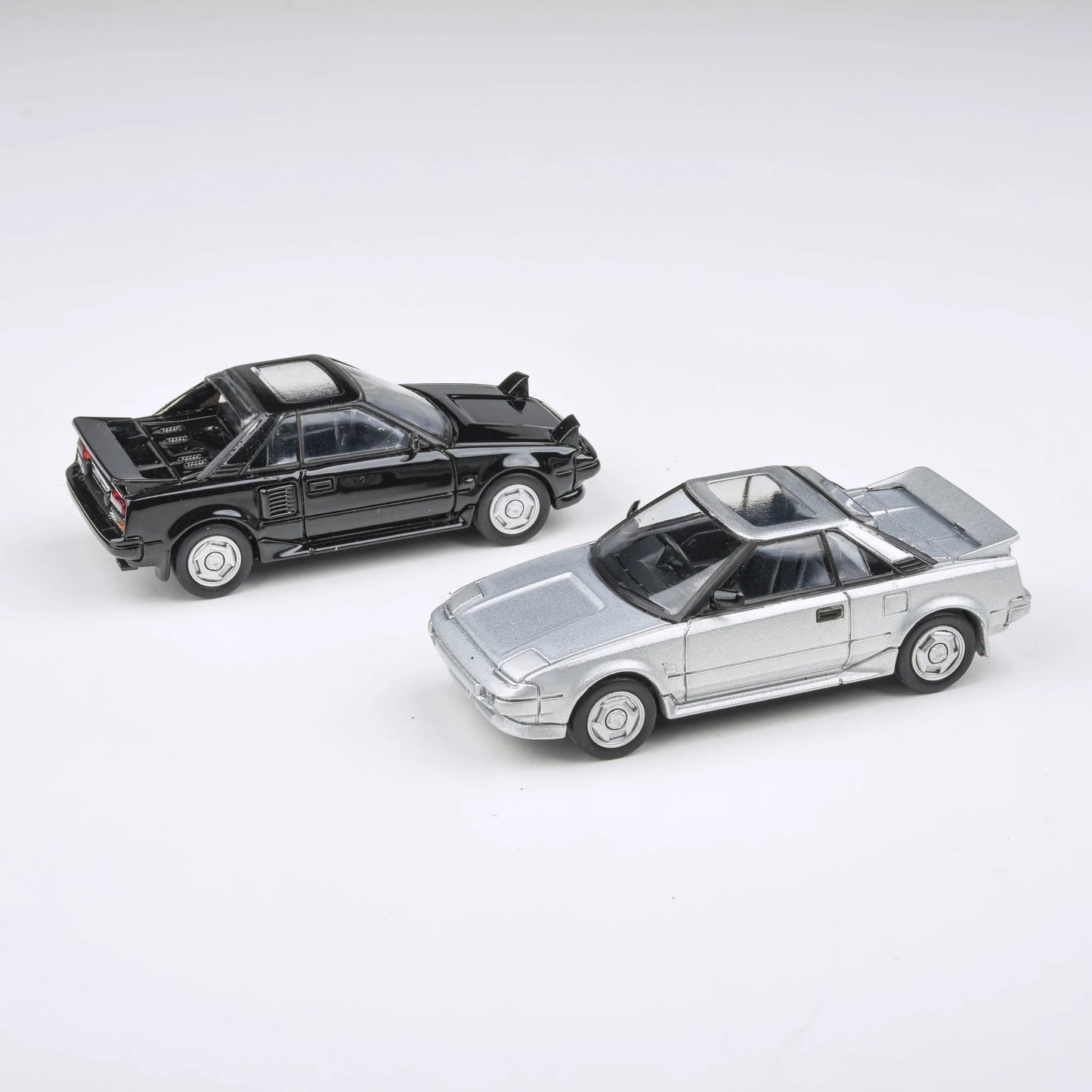 PARA64 1/64 Toyota MR2 MK1 1985 Super Silver Metallic Closed Light